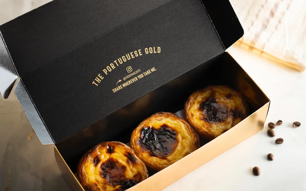 In hộp 6 góc chất lượng cao, màu sắc chuẩn, giấy bền, ISO 9001:2015 & ISO 22000:2018, giao nhanh TPHCM cho FMCG và thực phẩm.